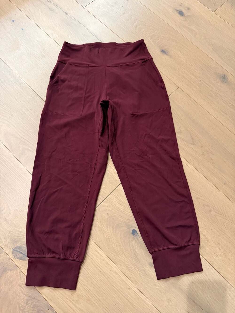 Lululemon Align High-Rise Cropped Jogger in Burgundy
